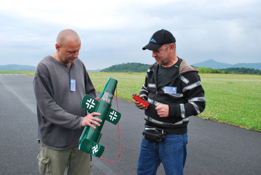 Evzen a Honza s Bachemem